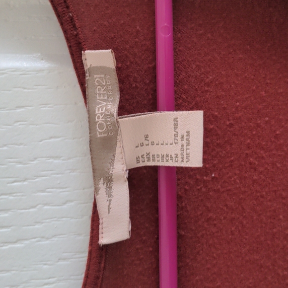 Red Wrap Dress Size Large - Picture 2 of 3